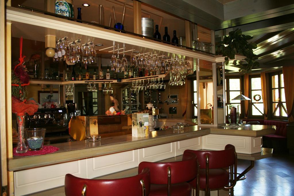 Hotel Schweizerhaus 3*