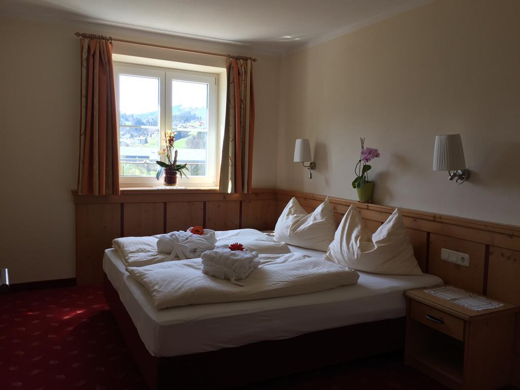 Hotel Schweizerhaus 3*