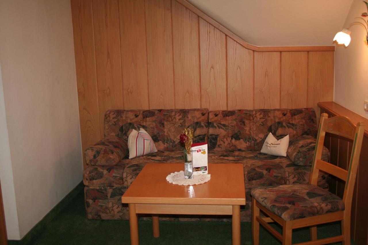 Schweizerhaus Hotel 3*